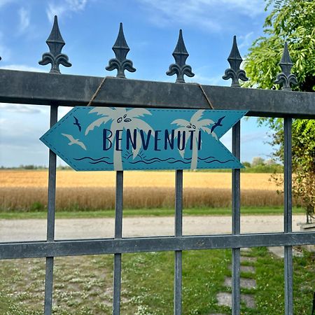 Tra Campagna E Mare Bed and Breakfast Lido delle Nazioni Eksteriør billede